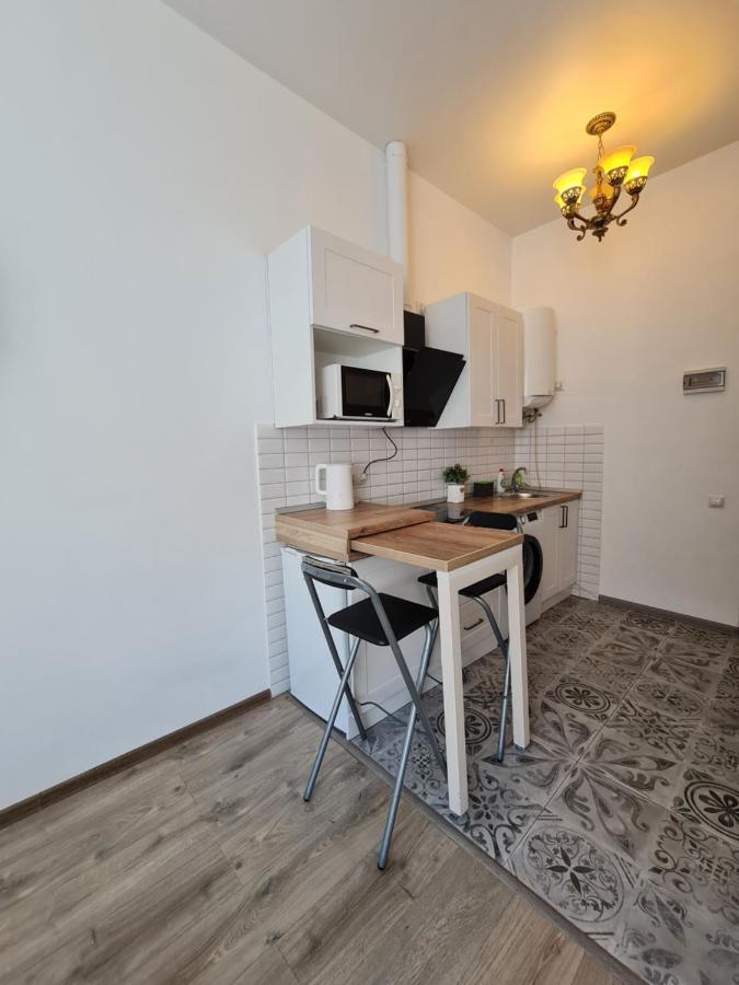 Студіо Личаківська 19 Lviv Bagian luar foto