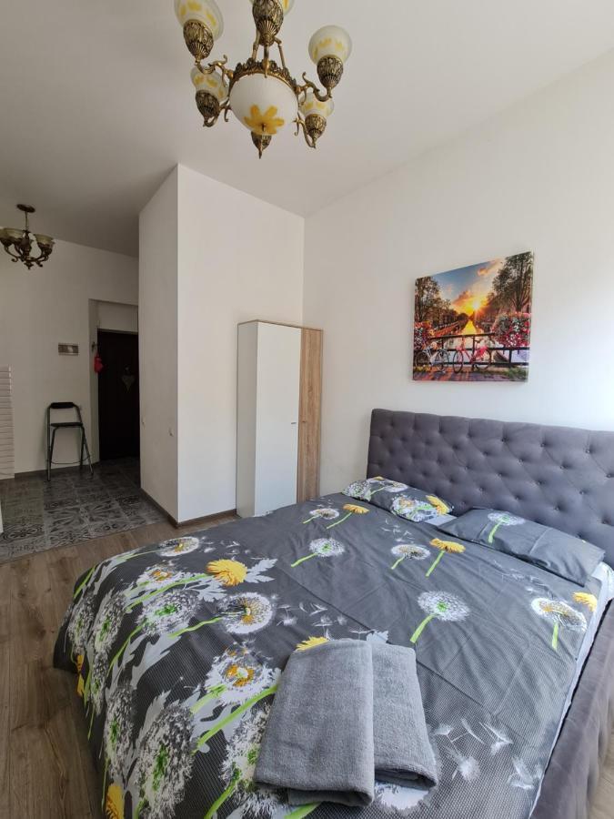 Студіо Личаківська 19 Lviv Bagian luar foto