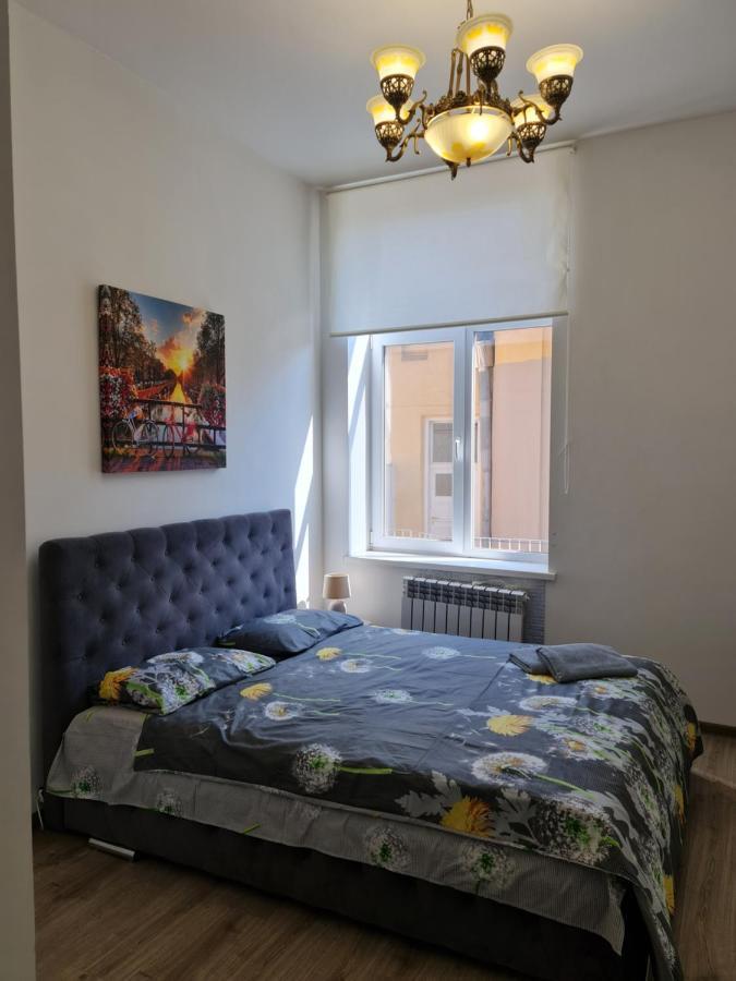Студіо Личаківська 19 Lviv Bagian luar foto